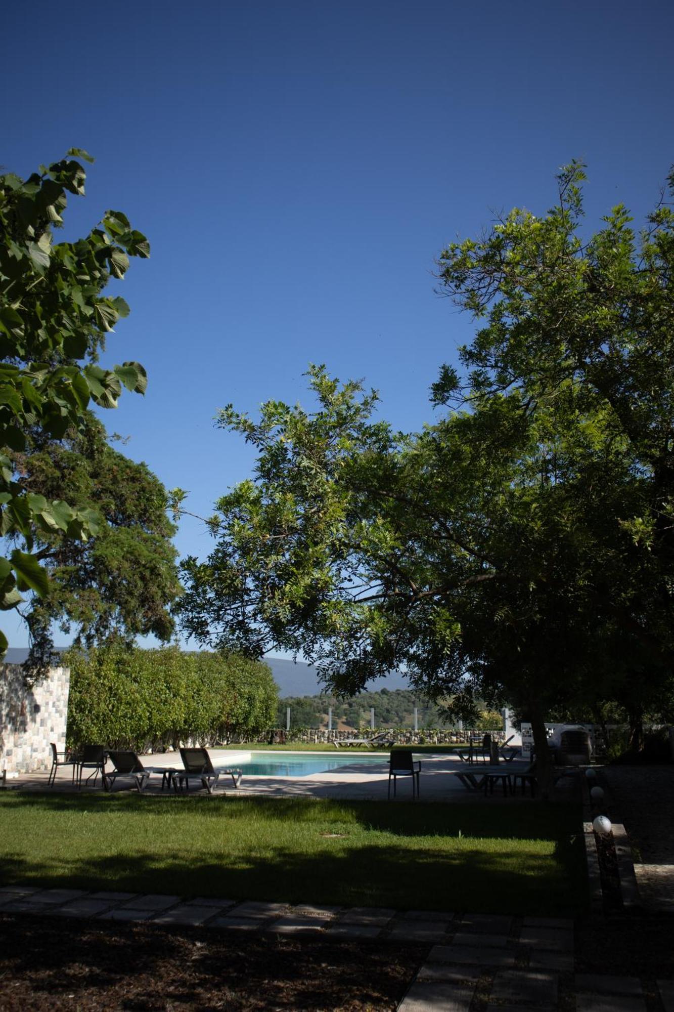 Aires Da Serra Hotel Torres Novas Exterior photo